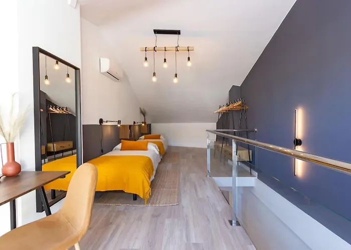 Duplex With Terrace Near Bcn *